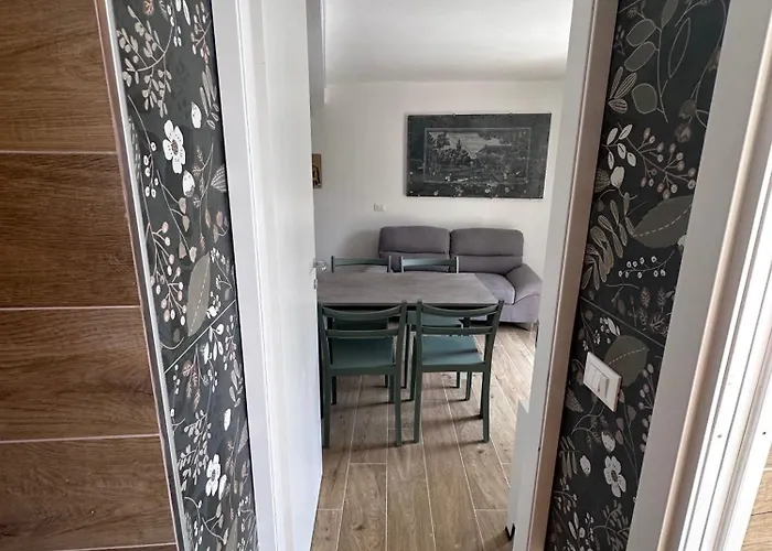 Apartman Kiwi In The Historic Center With A Small Terrace