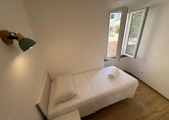 Kiwi In The Historic Center With A Small Terrace Apartman