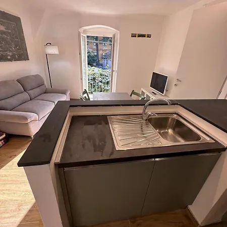 Kiwi In The Historic Center With A Small Terrace * Levanto